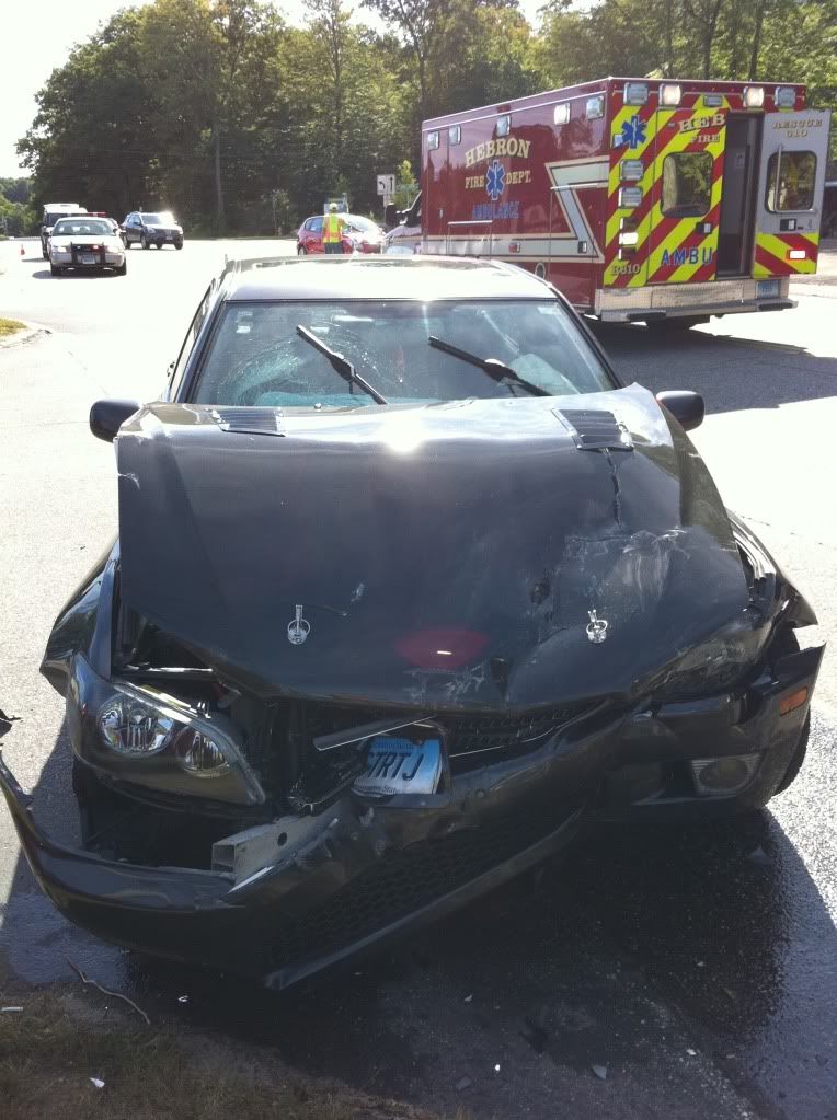 Car Crash =[ , possibly totaled, with pics. Lexus IS Forum